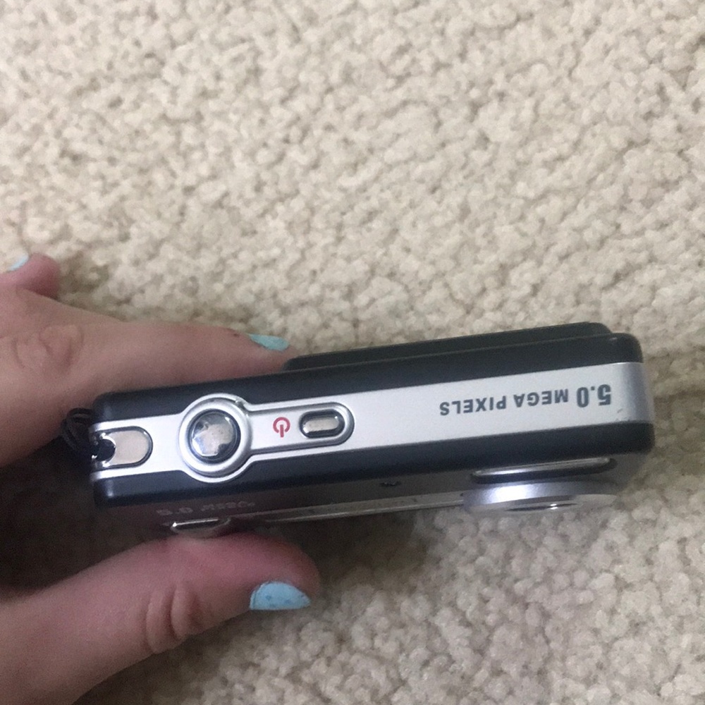 VuPoint Solutions Digital Camera - Picture 4 of 6